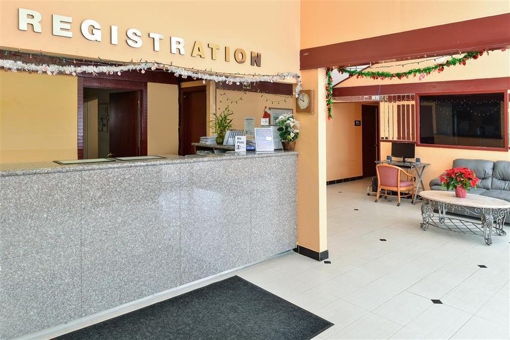 Americas Best Value Inn Conroe Dalaman gambar