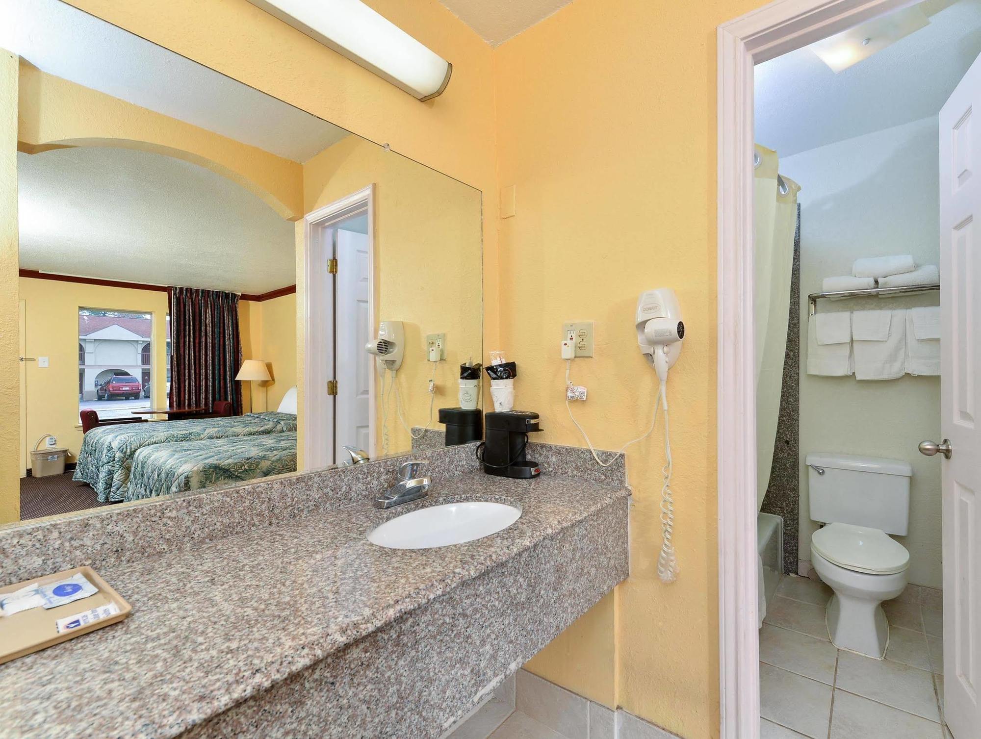 Americas Best Value Inn Conroe Luaran gambar